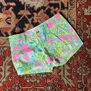 Lilly Pulitzer shorts size 2